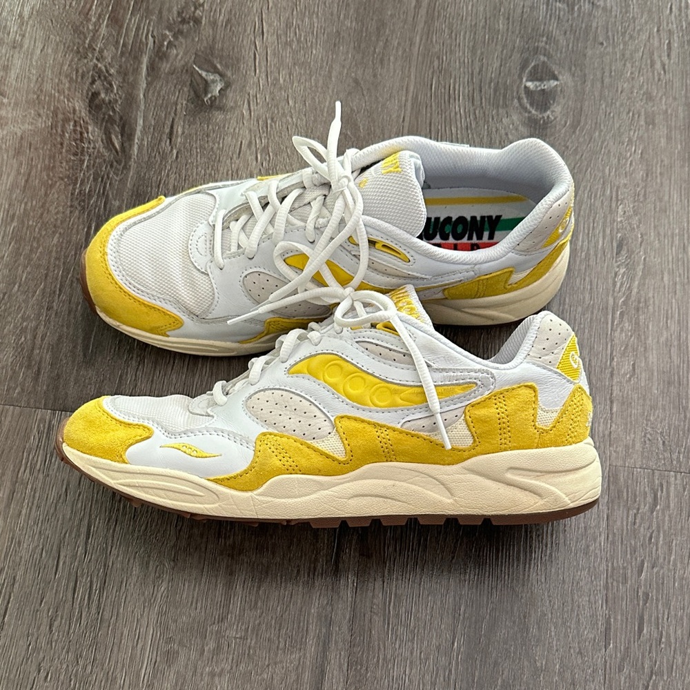 Saucony Grid Shadow Sneaker